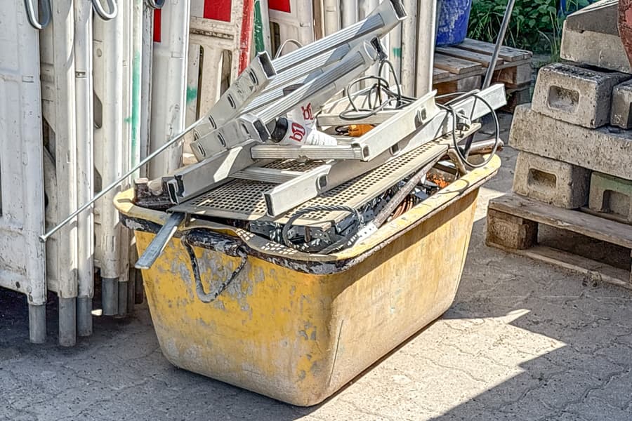 Posten diverse Metallkomponenten